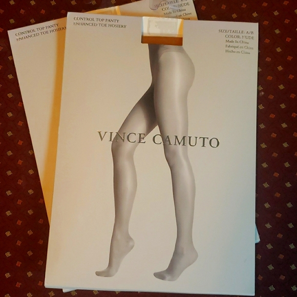 2 unopened  packages of Vince Camuto size a/b nude control top enhanced toe hose - Picture 1 of 8